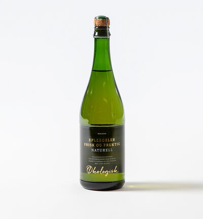 Epledrikk med bobler Epledrikk med bobler